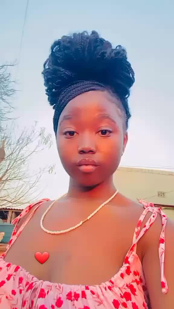 @.makhanyile