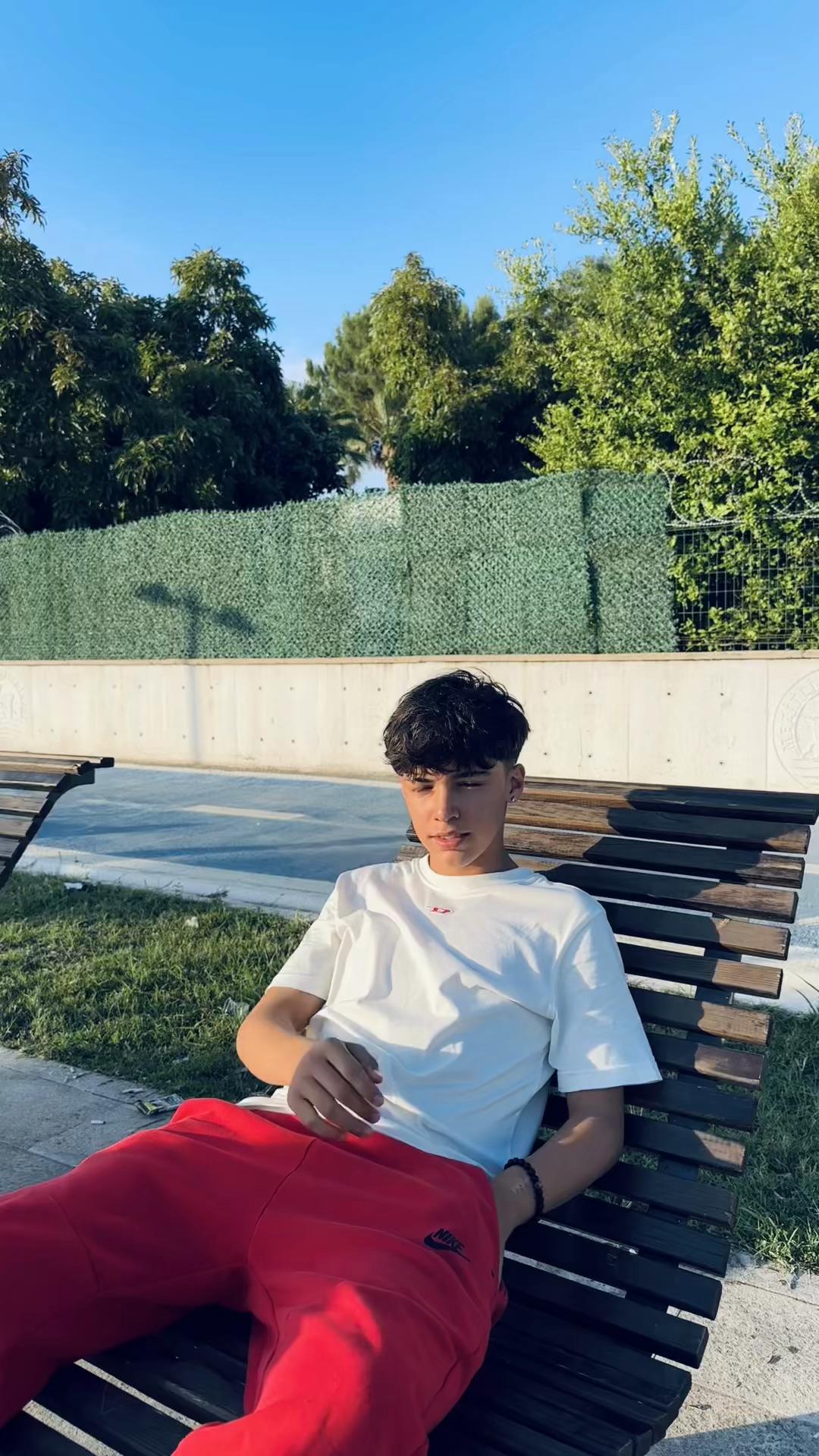 @ozdemırr