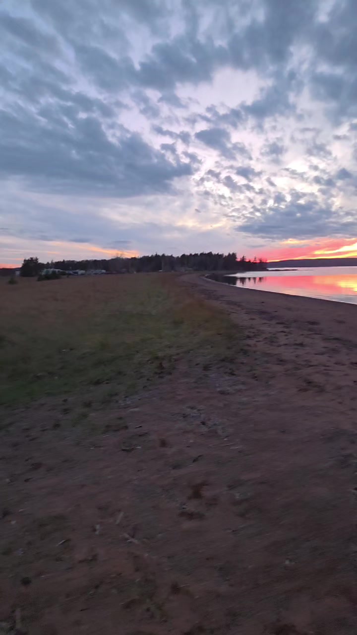 @Cape Breton Chick 🇨🇦