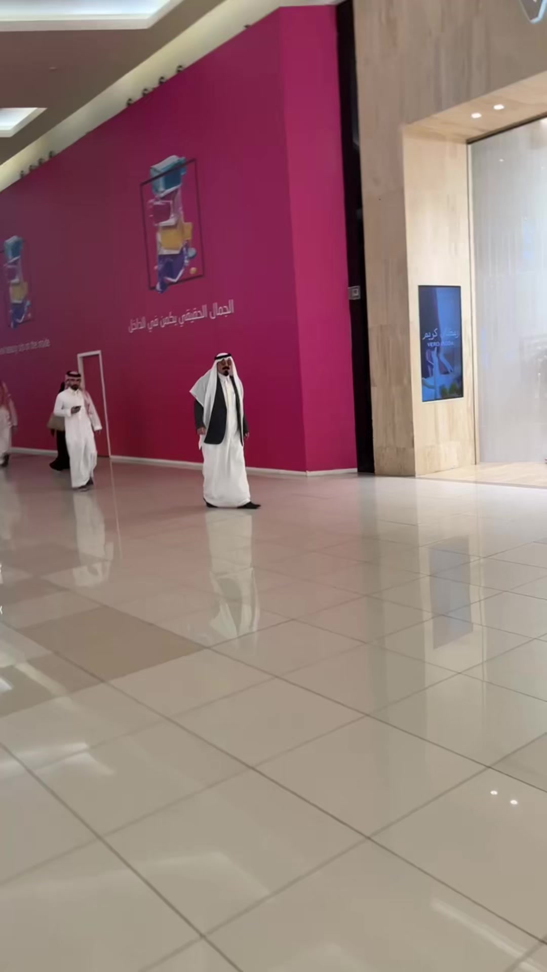 @🌨️🐧a