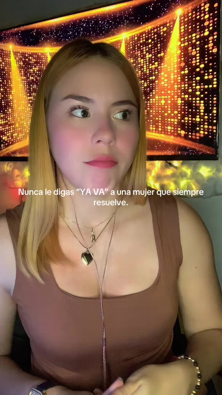 @Roxipp🎙️🥕🧡🍋&zwj;🟩🍓