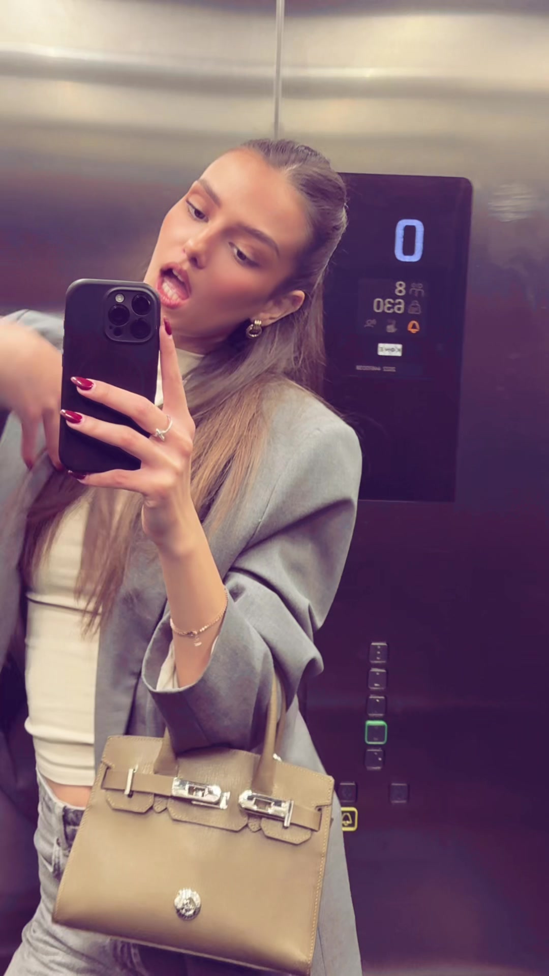 @Ma&scaron;a