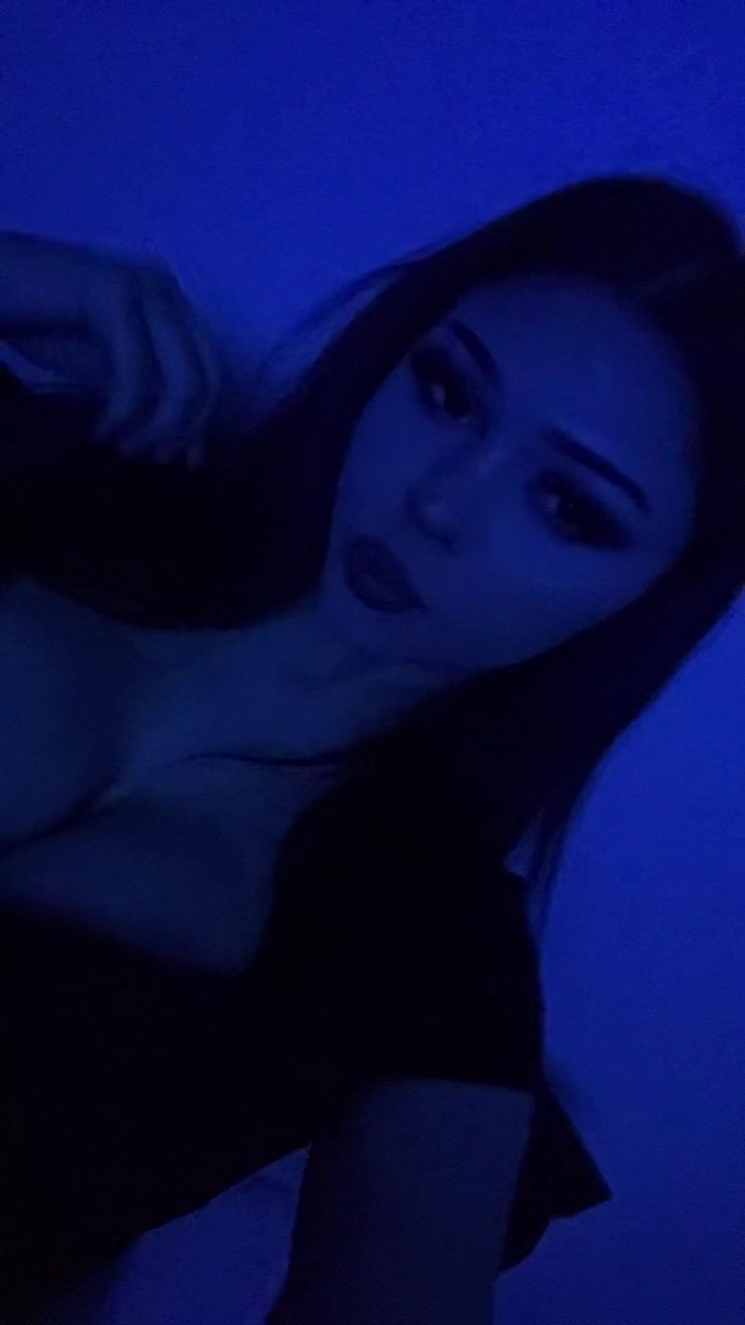 @Elisa