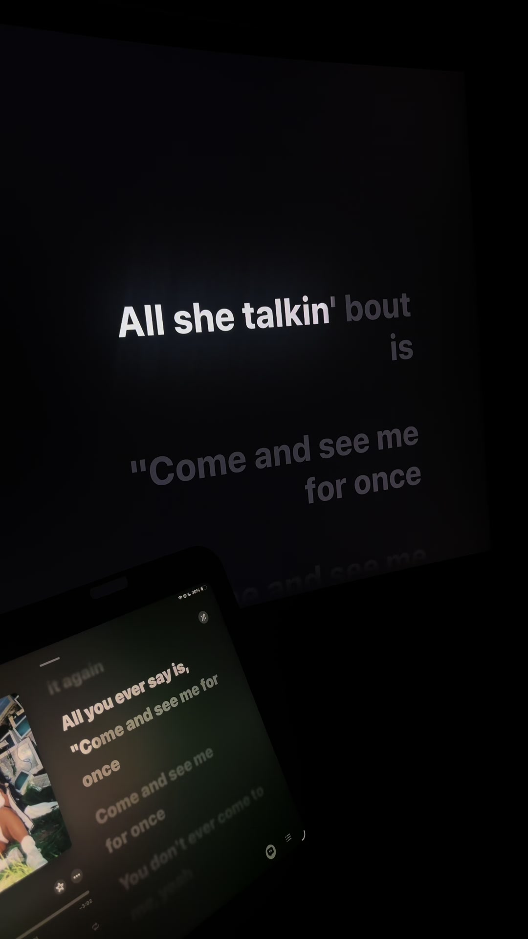 @🎧