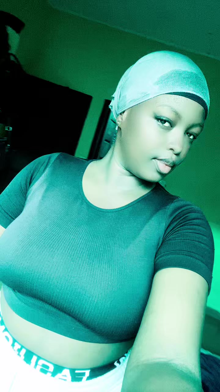 @La sénégalaise aux beaux yeux