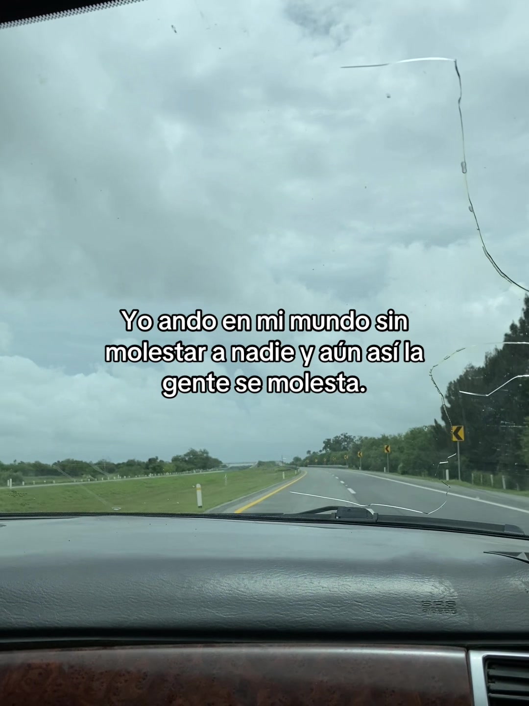 @ツ