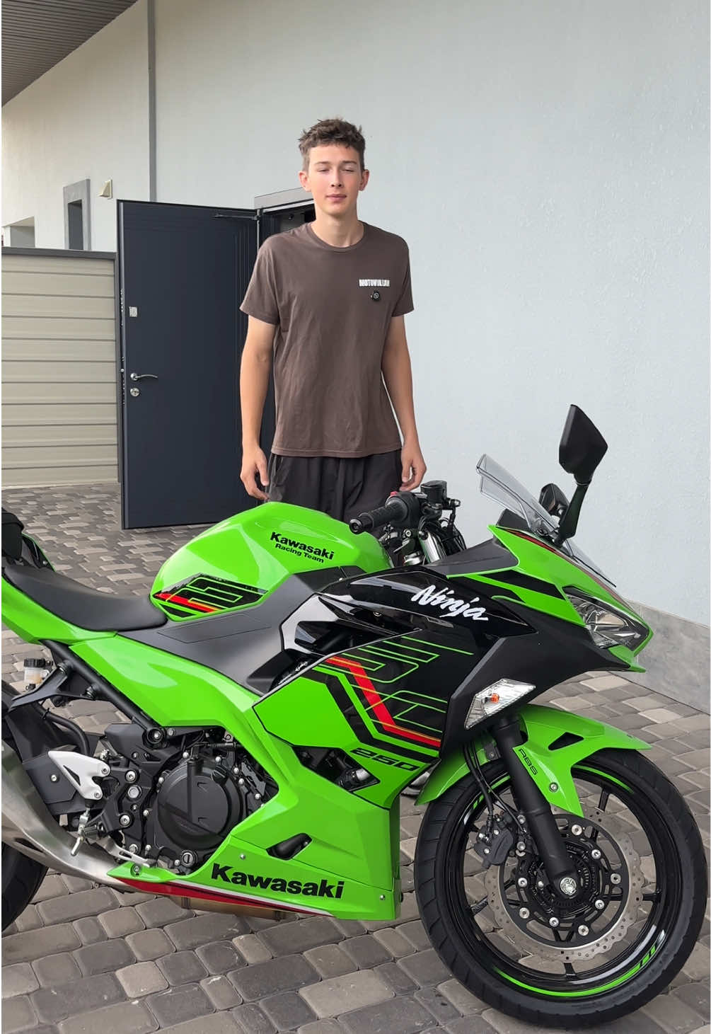 @Motovulkan
