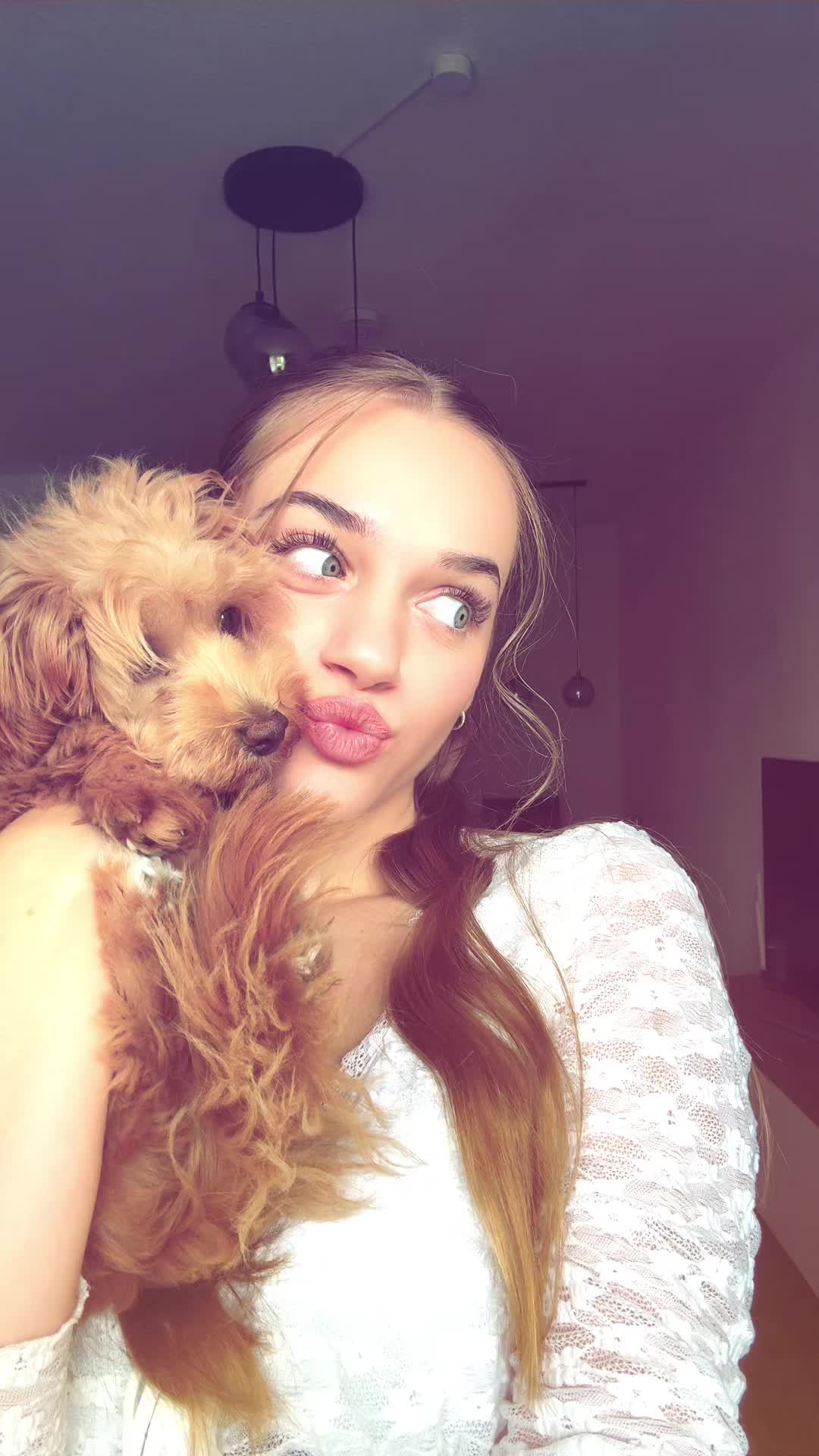 @chiarasvibez
