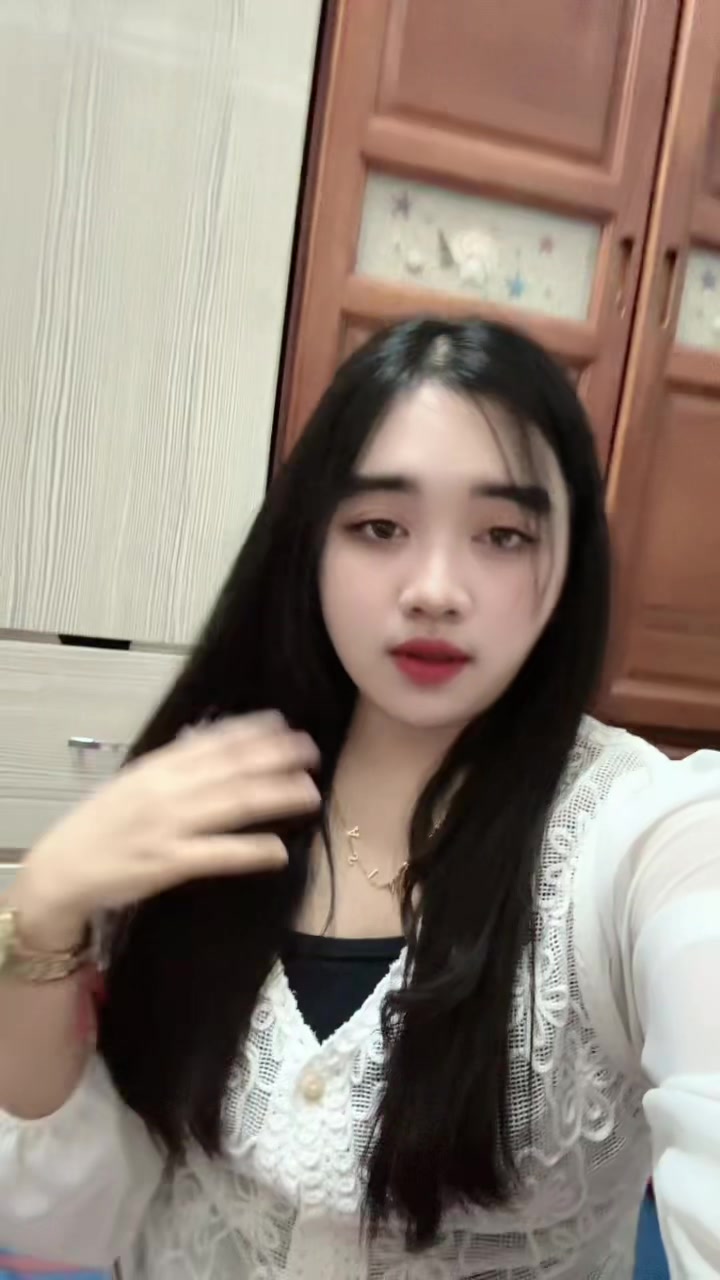 @Annisa