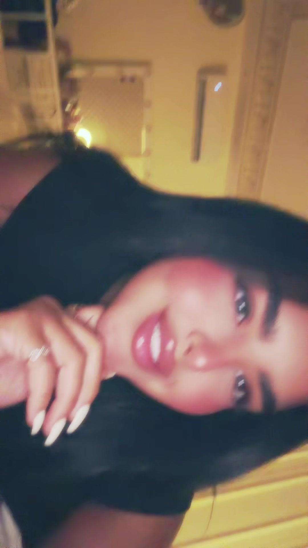@Lara ๐