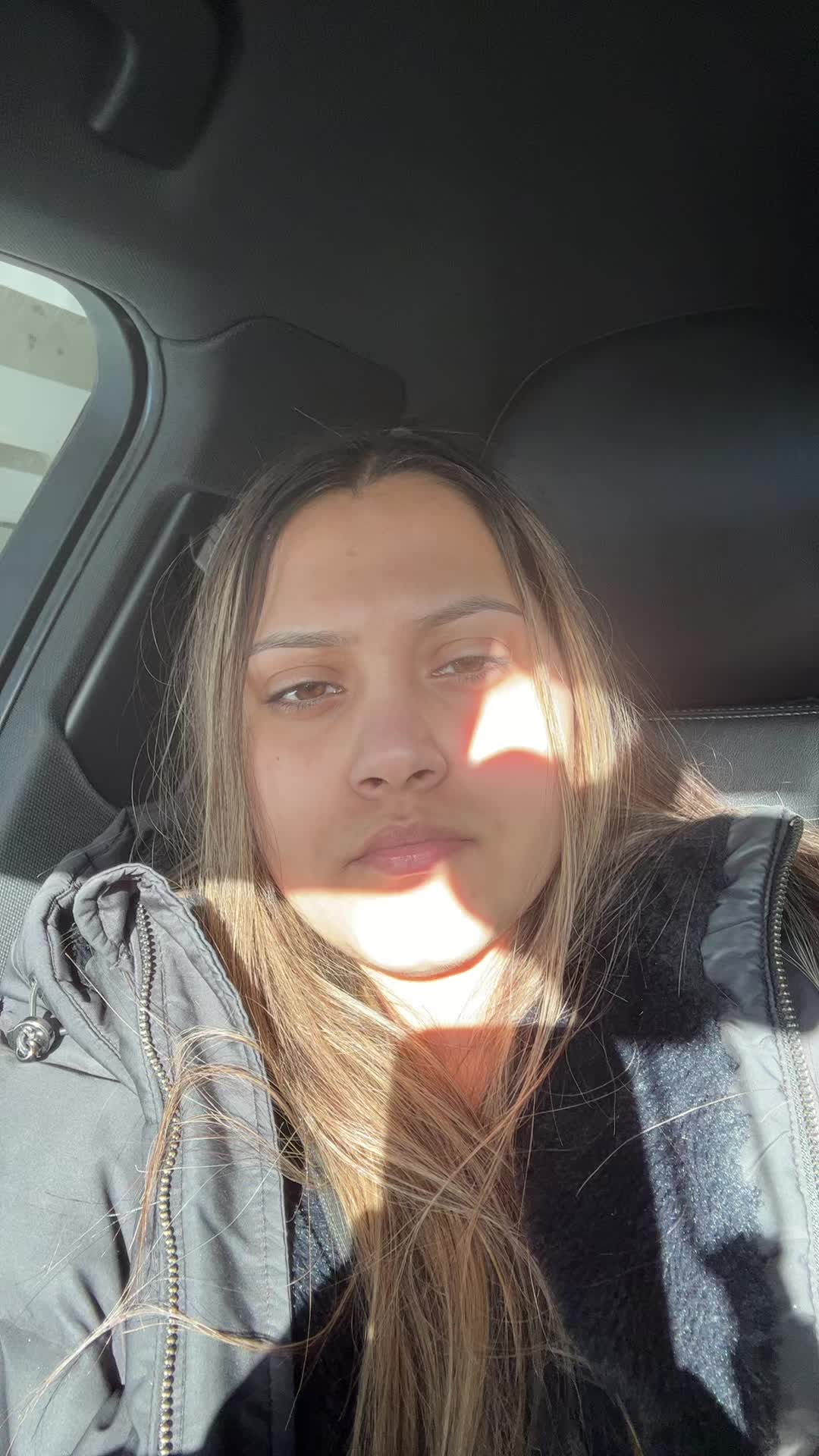 @Niki_03