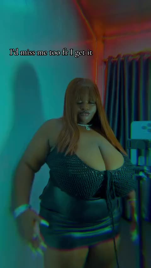 @ayomide_chase_