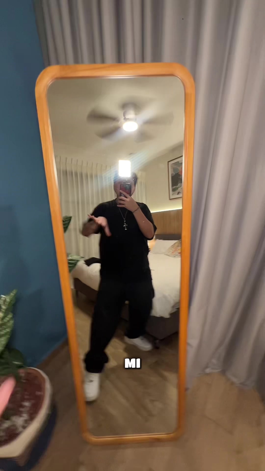 @Luxxo