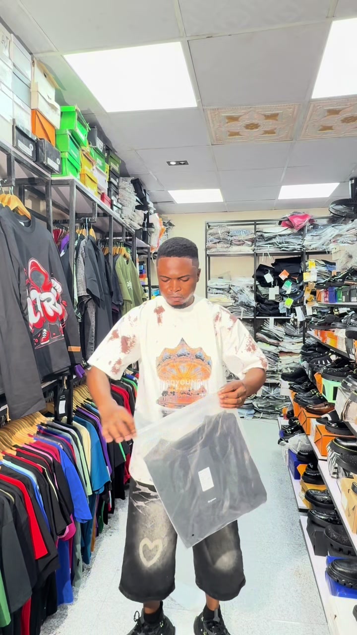 @BIGGEST TSHIRTWAREHOUSE IN IBD