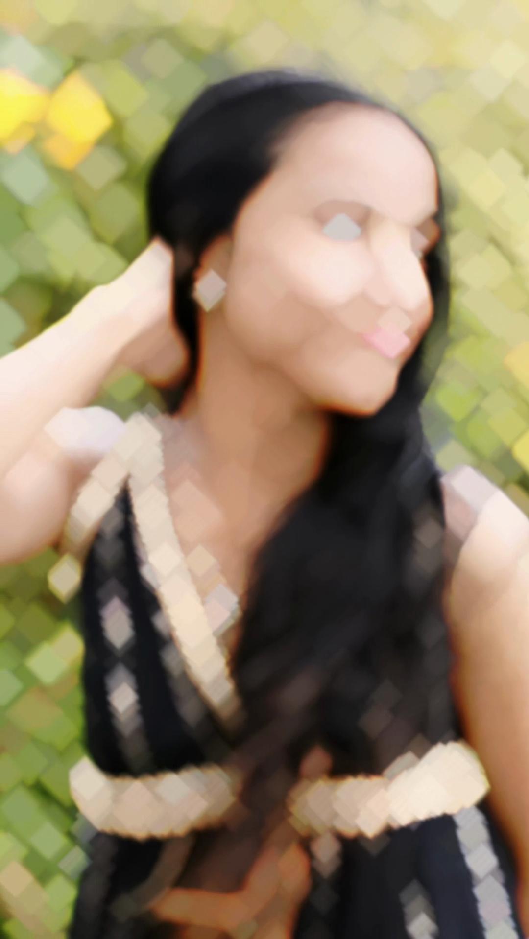 @𝐚𝐝𝐡𝐢𝐝𝐡𝐢_𝐨𝐟𝐟𝐥🍃💃