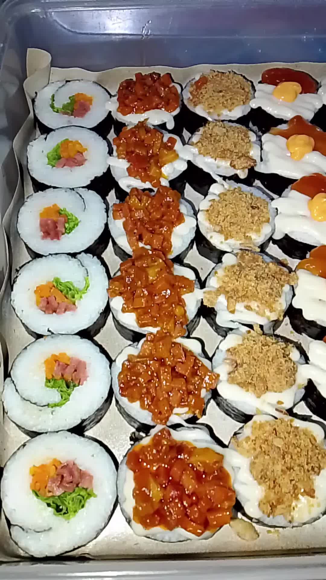 @khiarMuzzaki