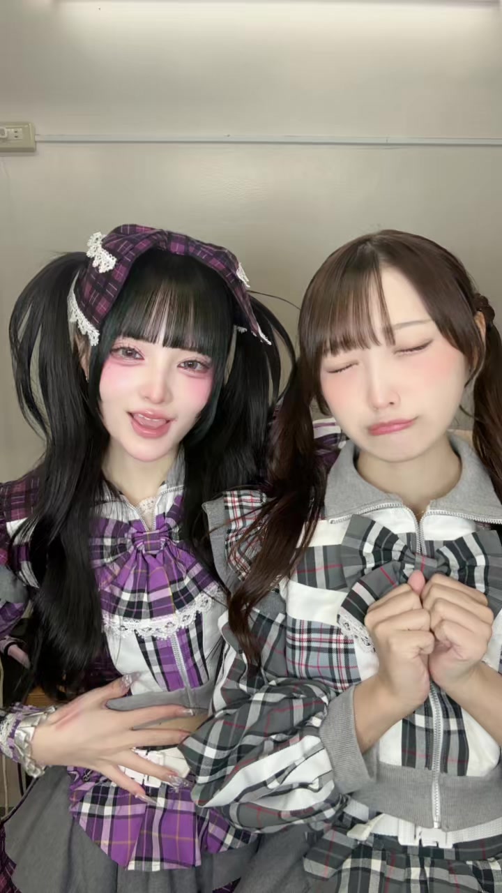 @愛宮れな