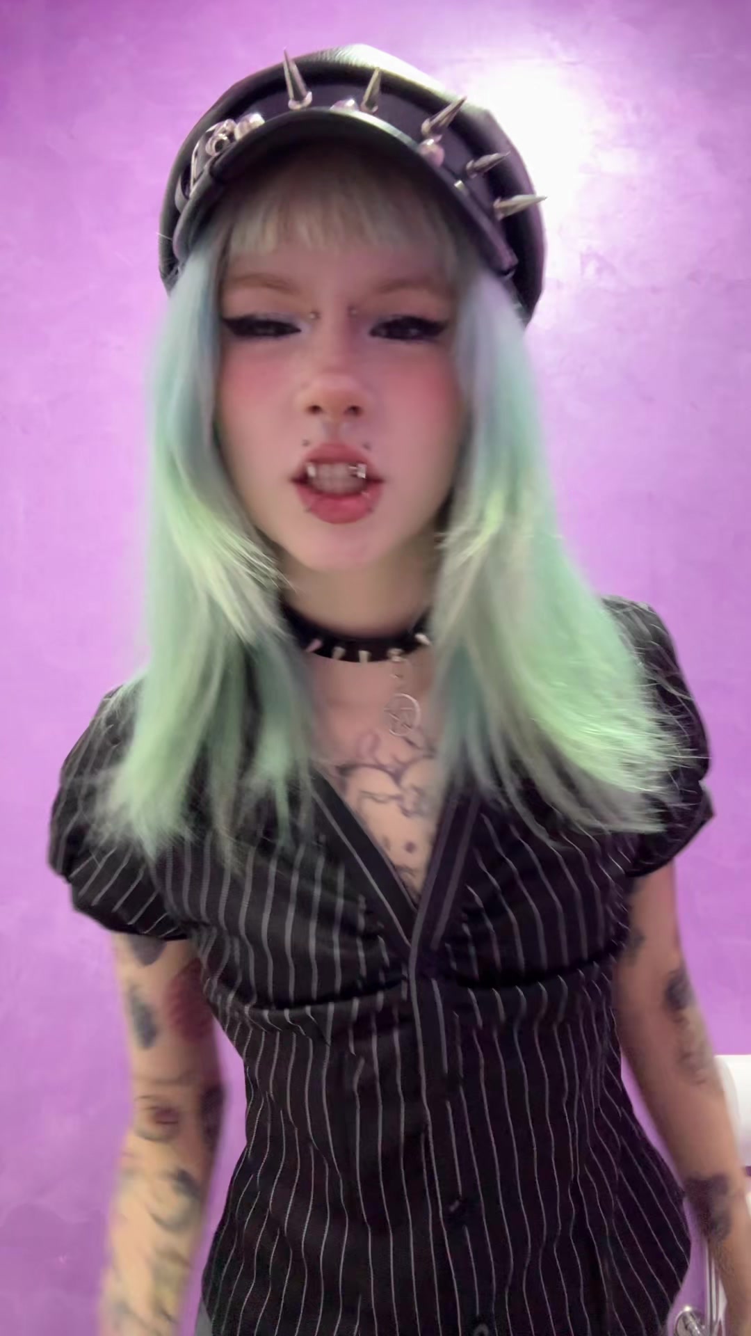 @lu