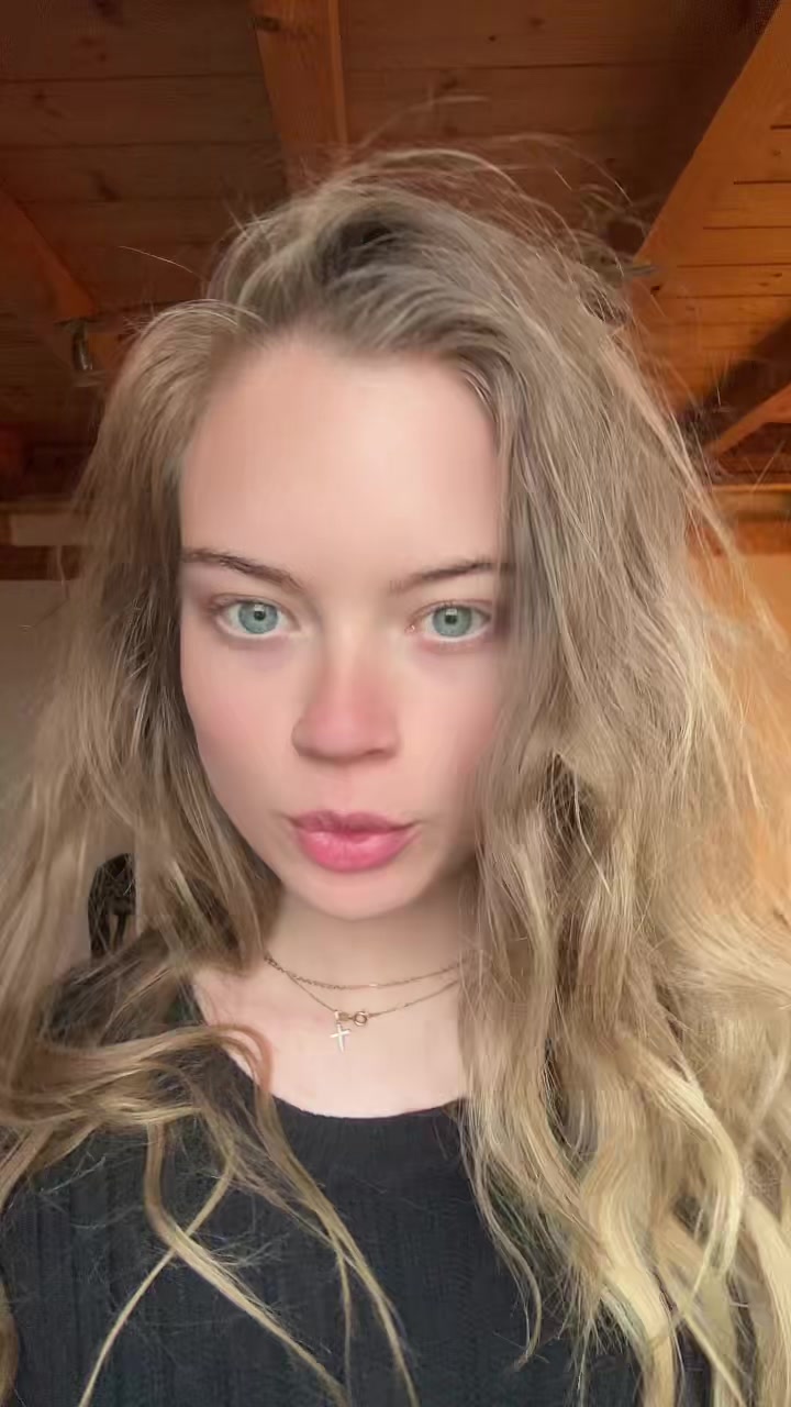 @Laura ✟ Eva