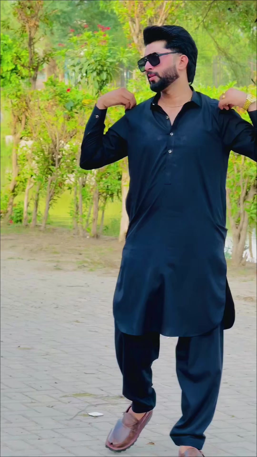 @SHARARTI MIRZA😎♥️
