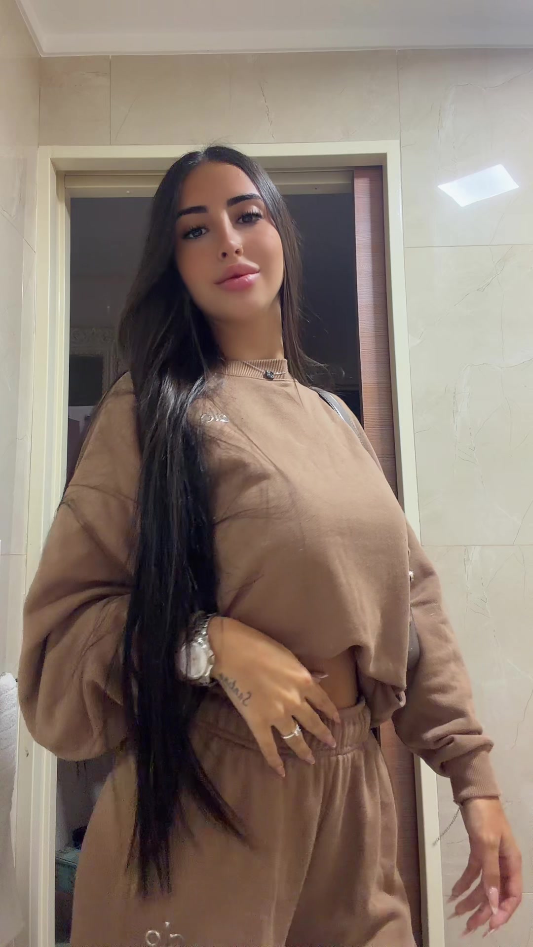 @&aacute;mbar🖤
