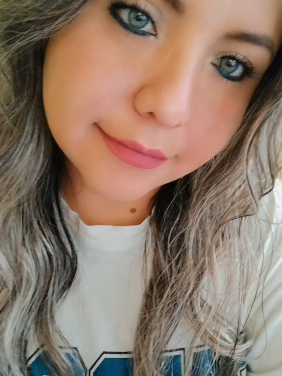 @*❣️ Angie❣️*