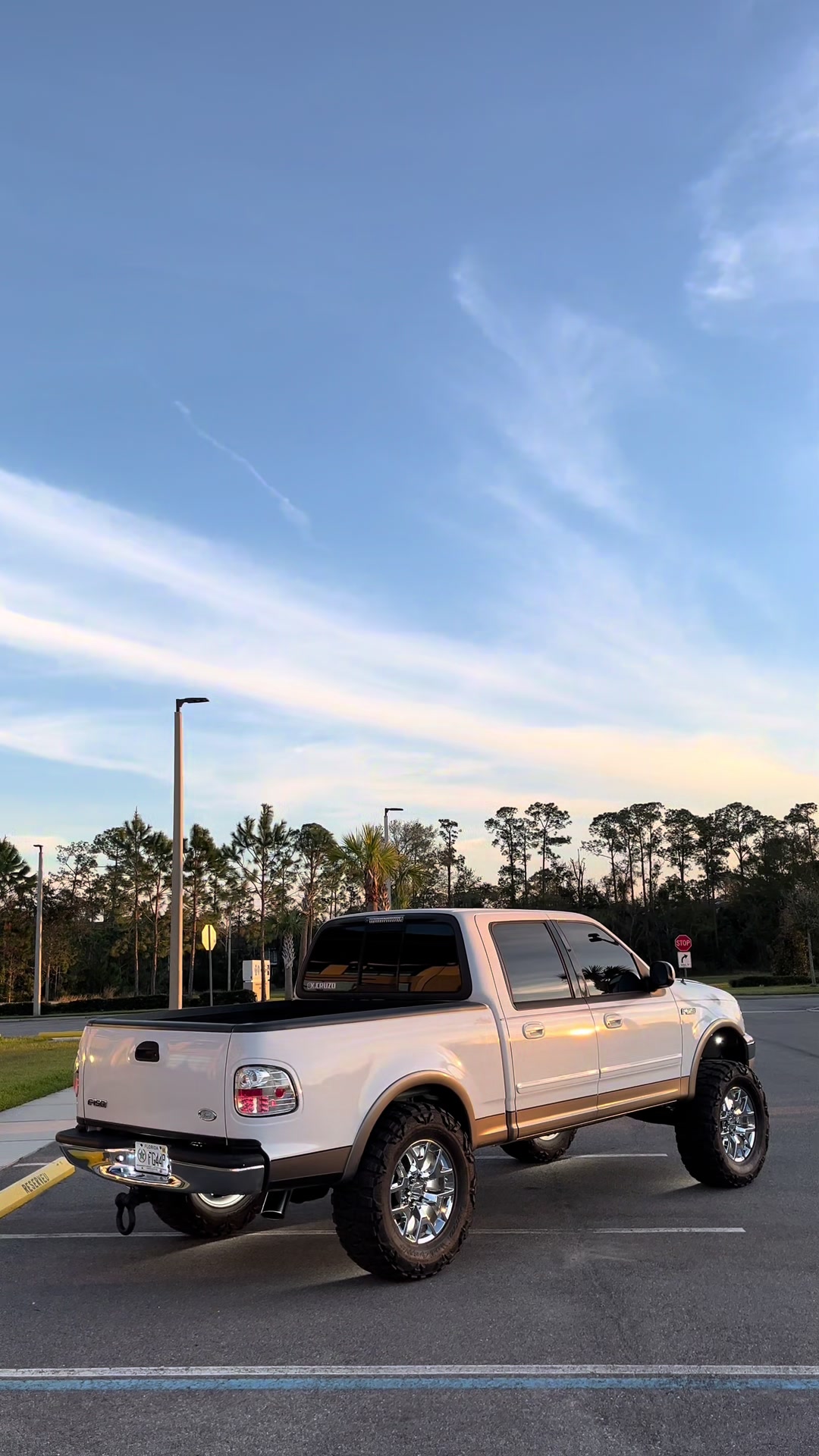 @Cruzz.02