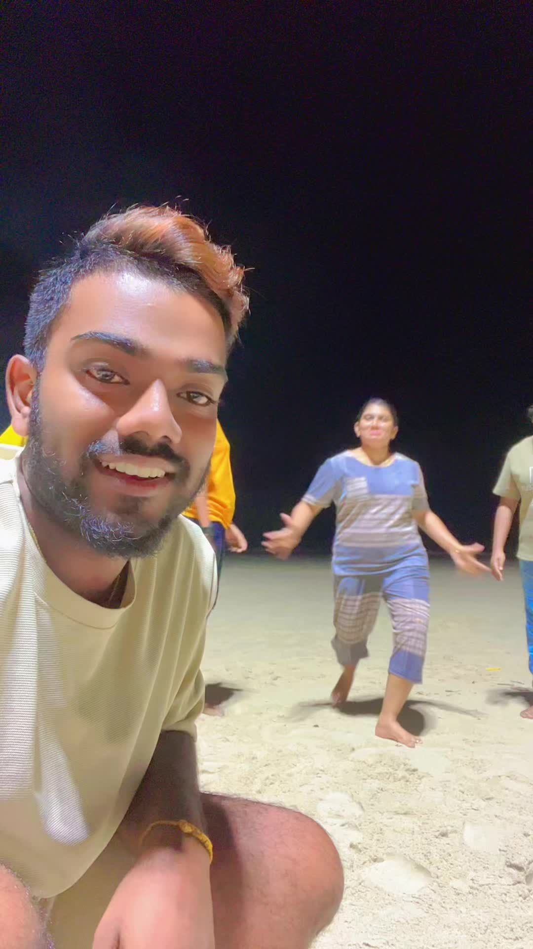 @🖤யோகேந்திரன்🖤