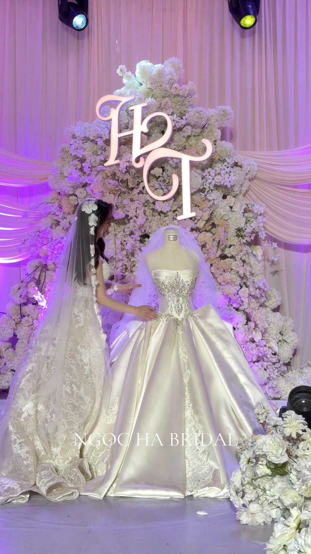 @Nguyễn Ngọc H&agrave;