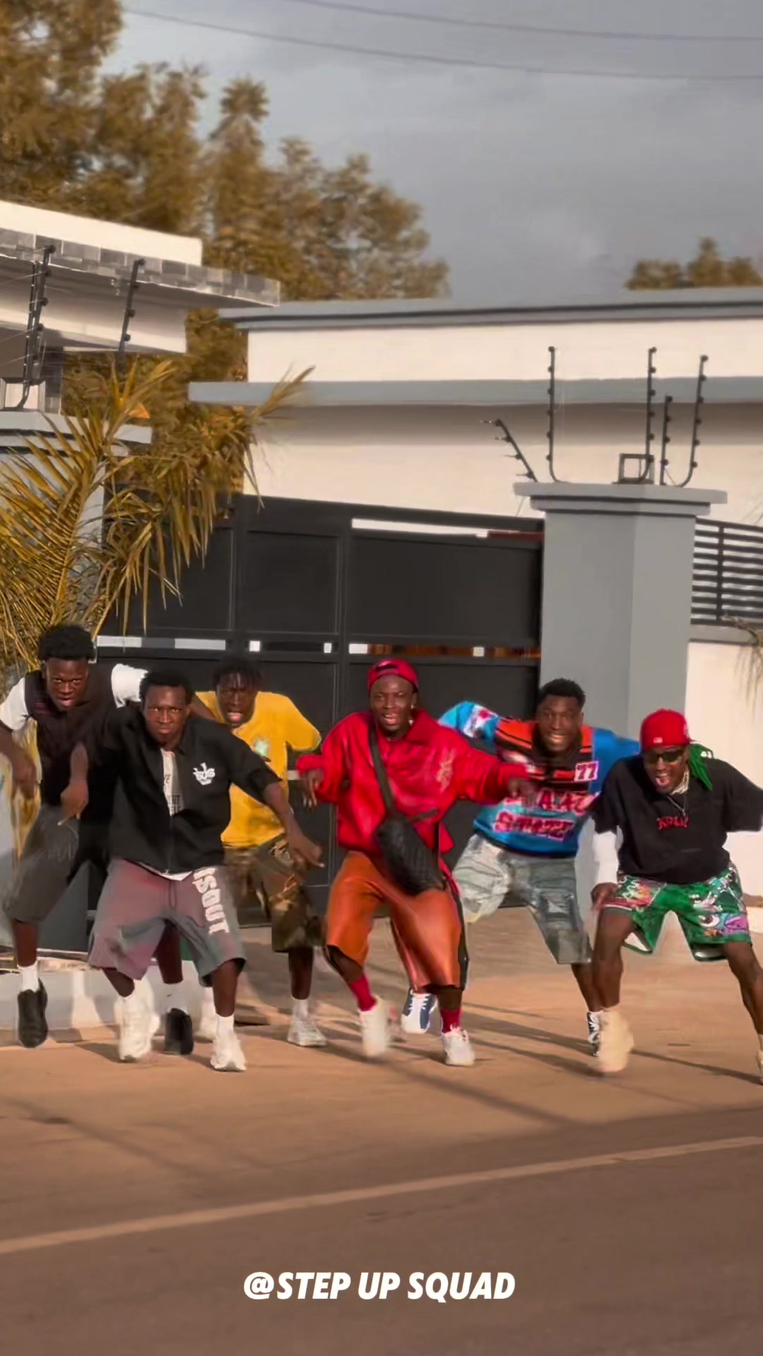 @👣STEP UP⚡️ SQUAD‼️🇬🇭