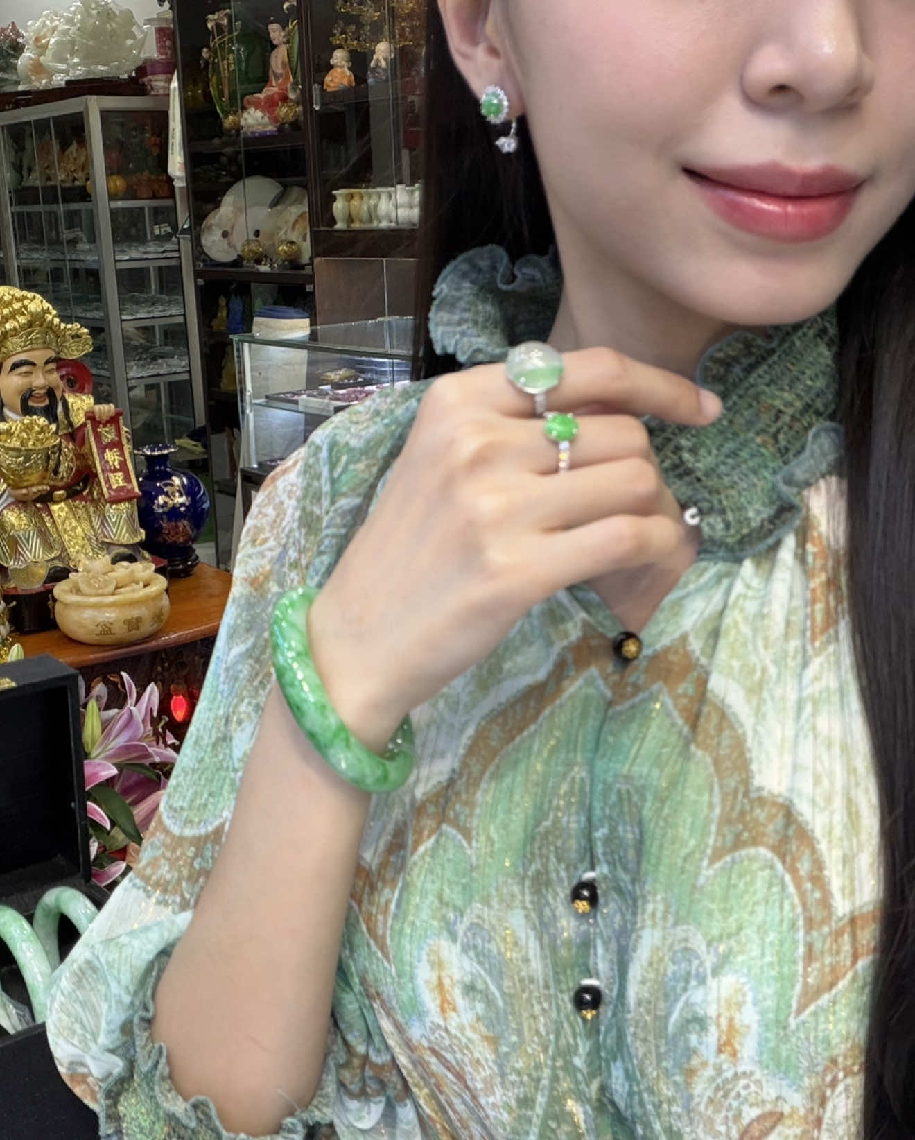 @Đ&aacute; Qu&yacute; C&ocirc; Thy