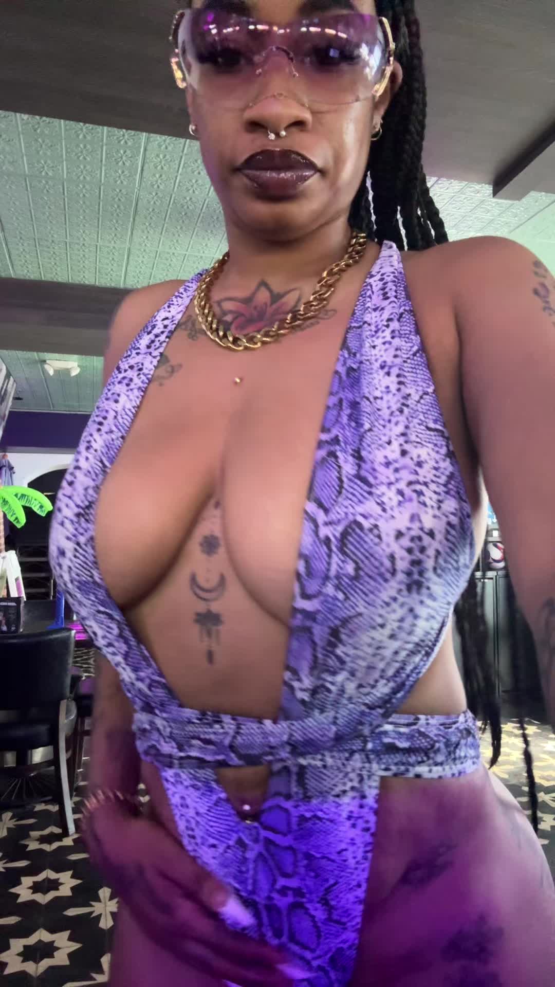 @SweetsKaye