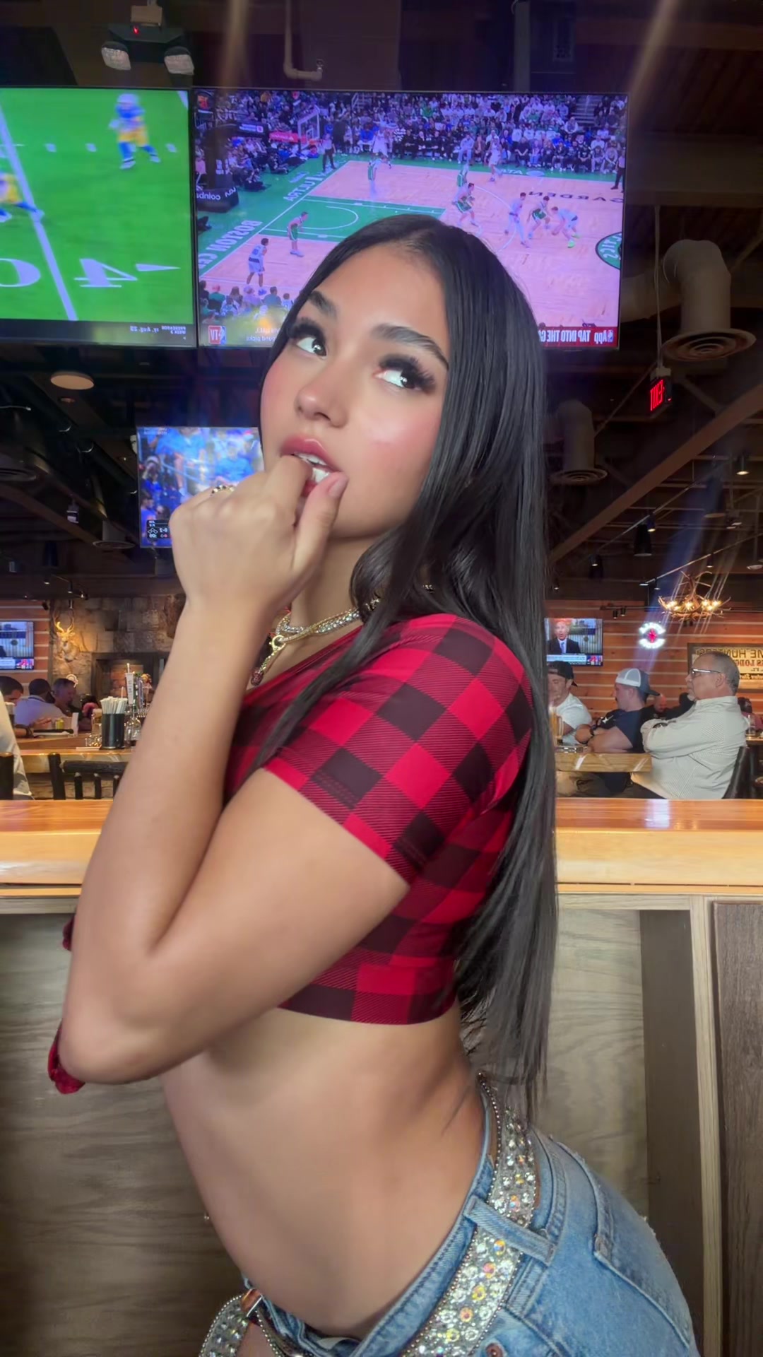 @Julieee🍒