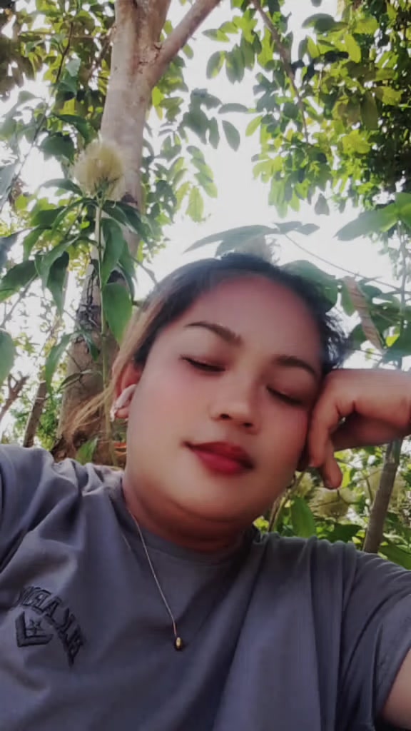 @jovy pelayo