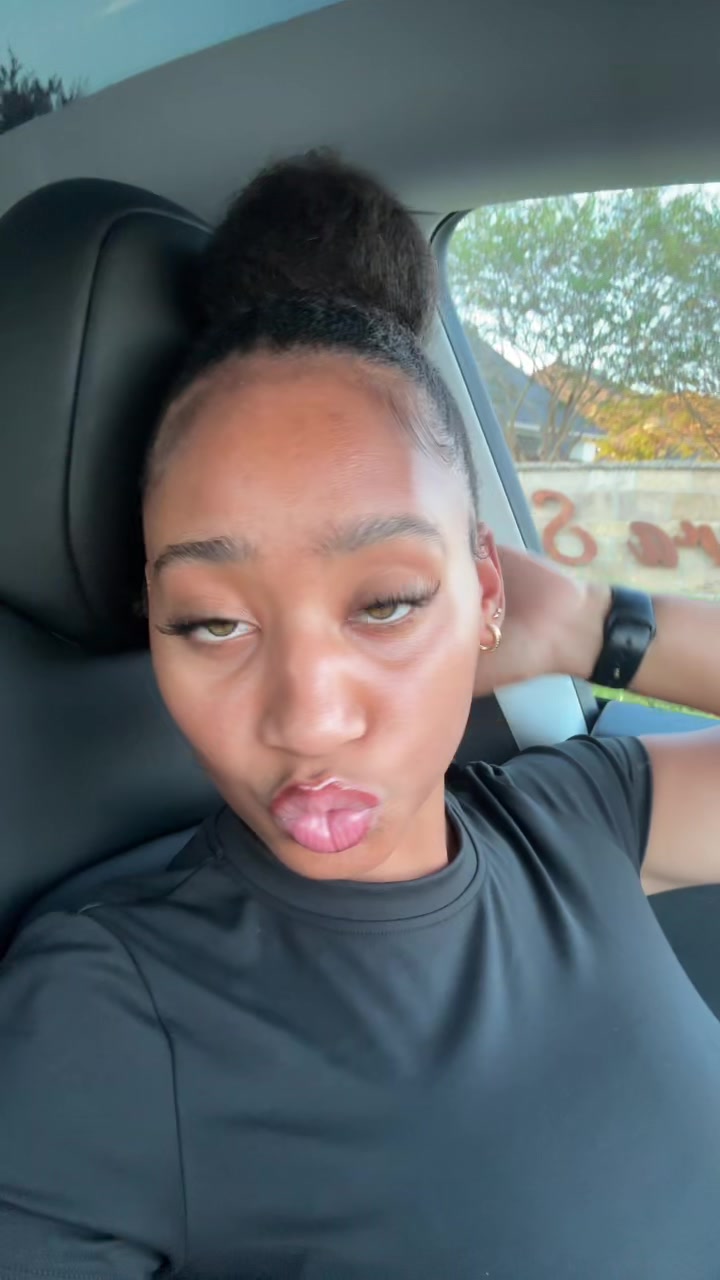 @piinkaliouss
