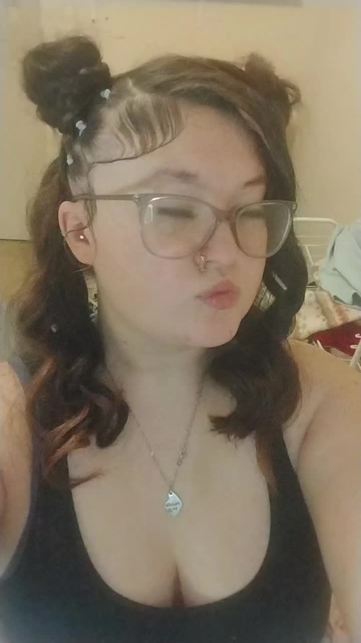 @😌
