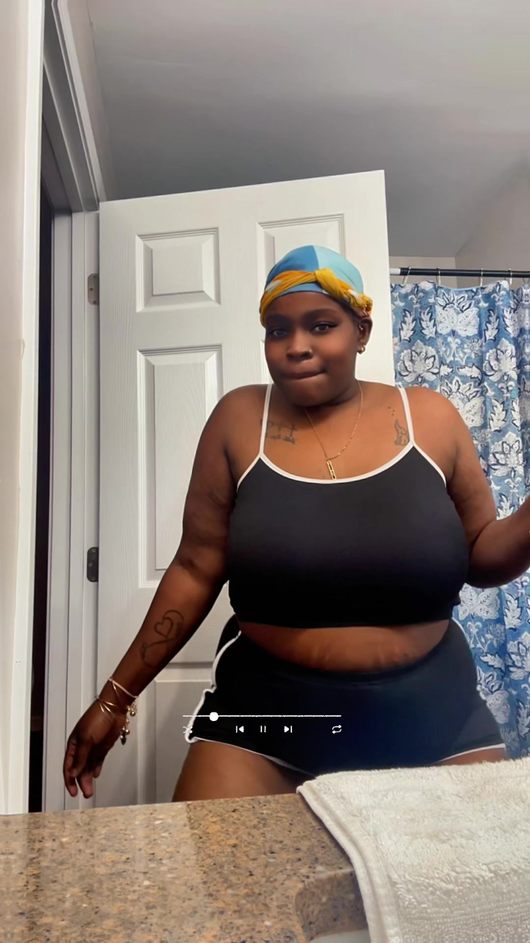 @SweetnessKreyol💕