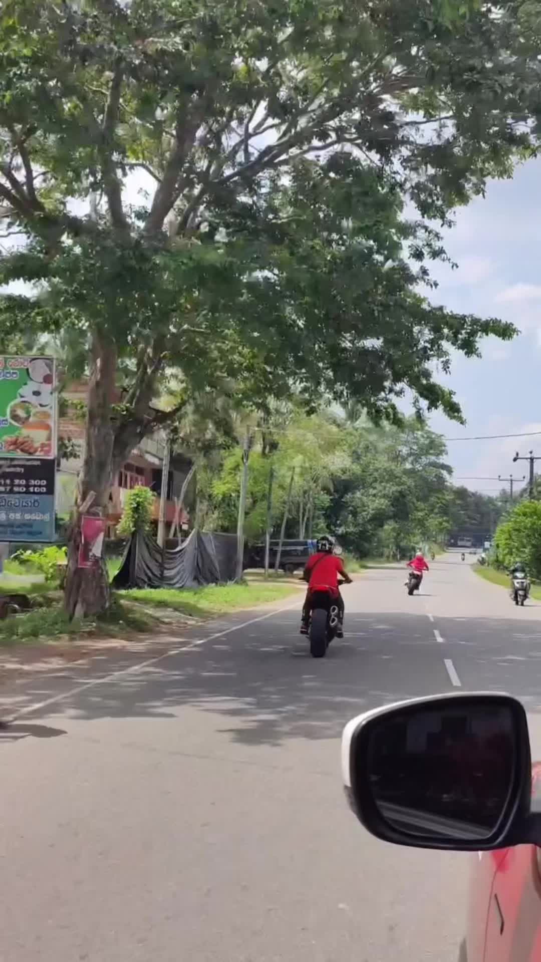 @Malaka madusnka