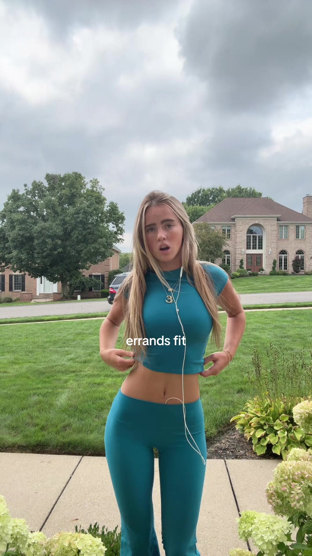 @ellie k