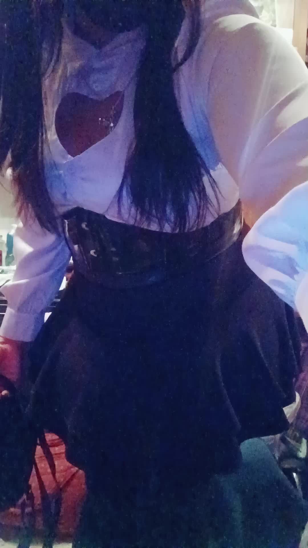 @hopelessrhia