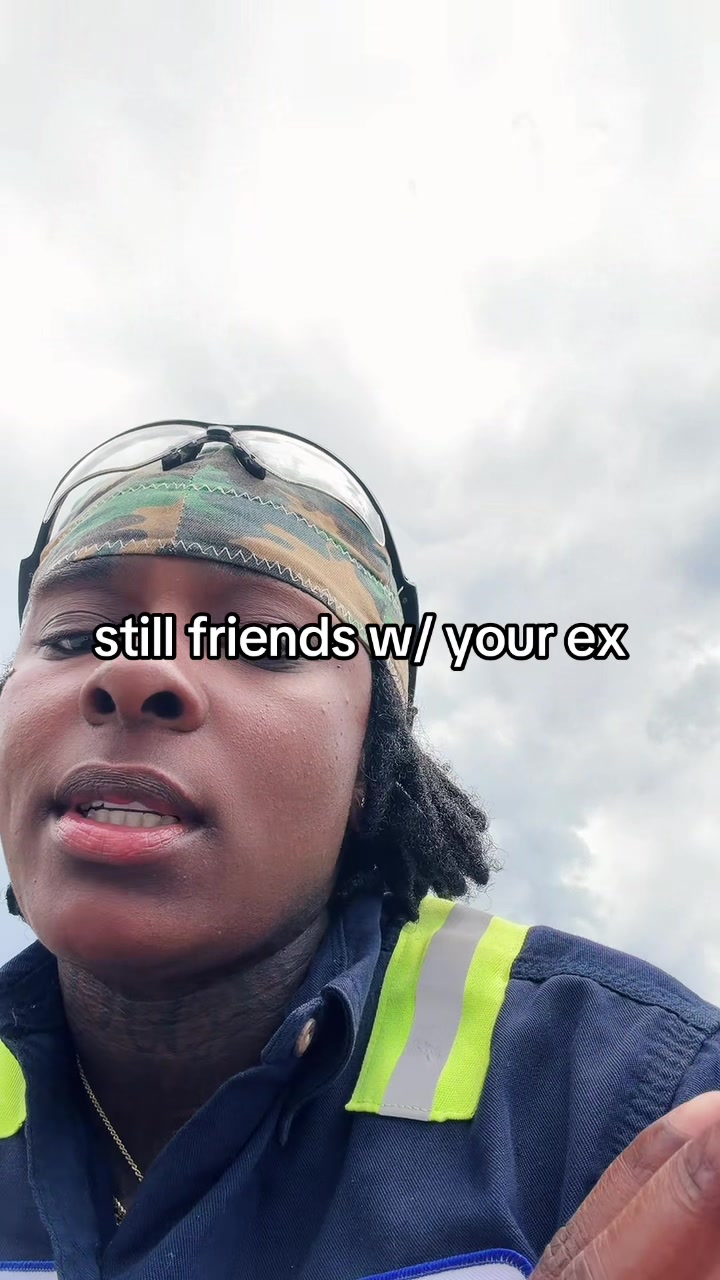 @DeFromTheSipp