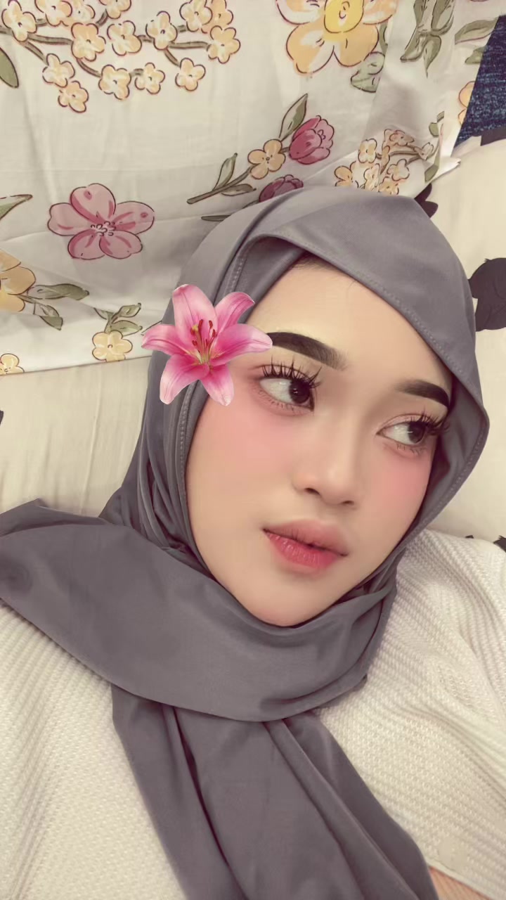 @Ziii💫