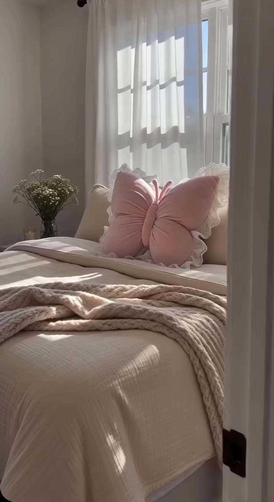 @stephmademelaugh