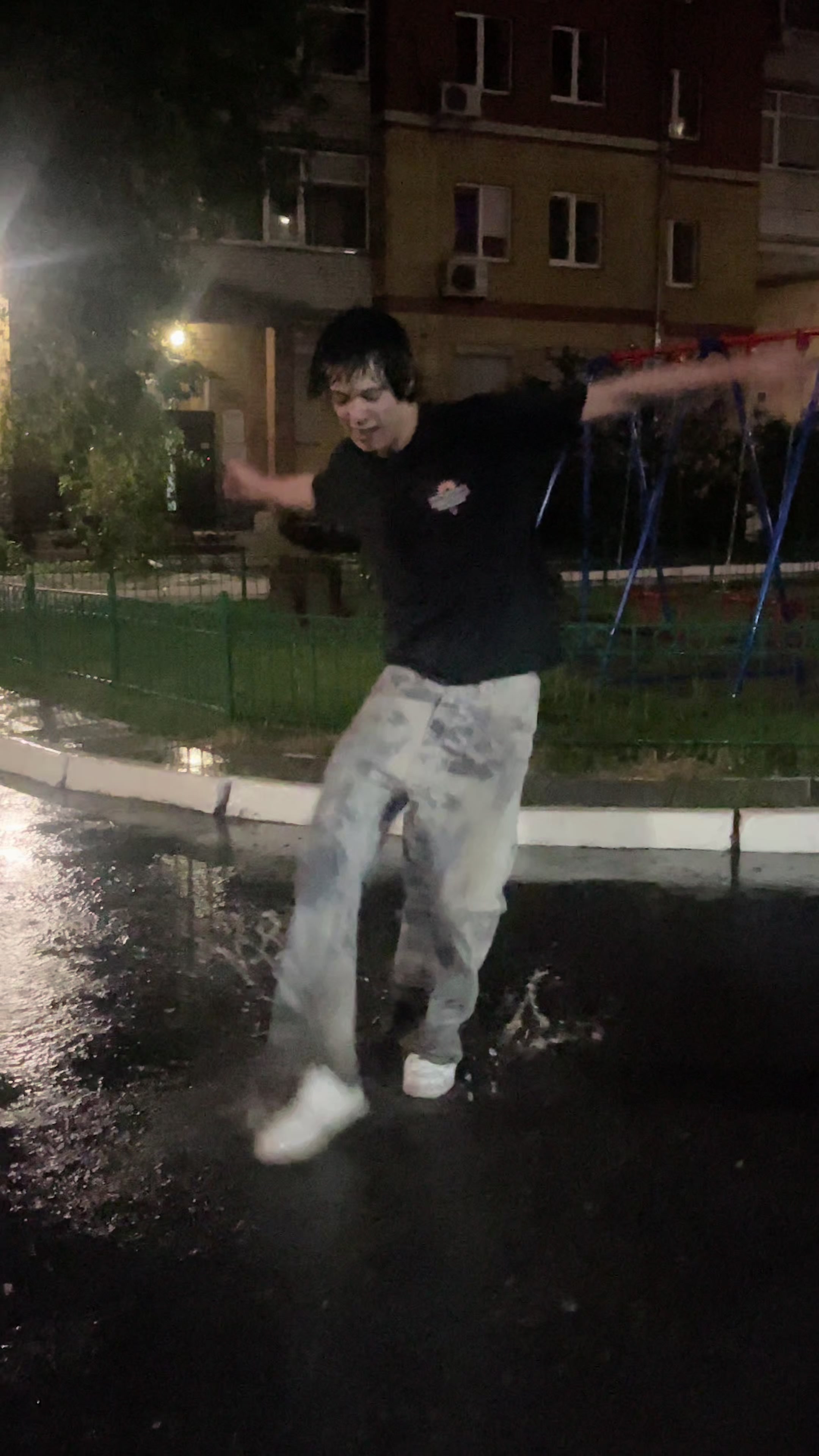 @twix_yngnzrs