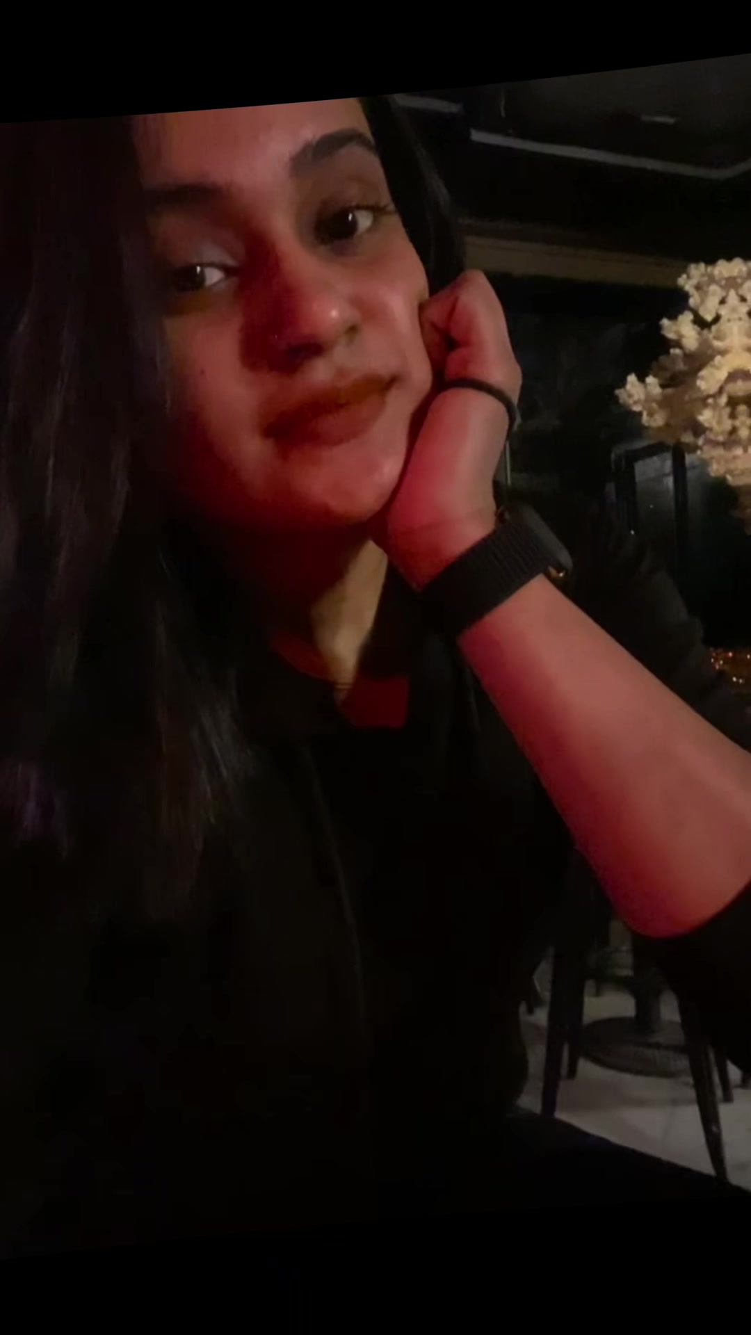 @𝘼𝙉𝙅𝙐 🎭