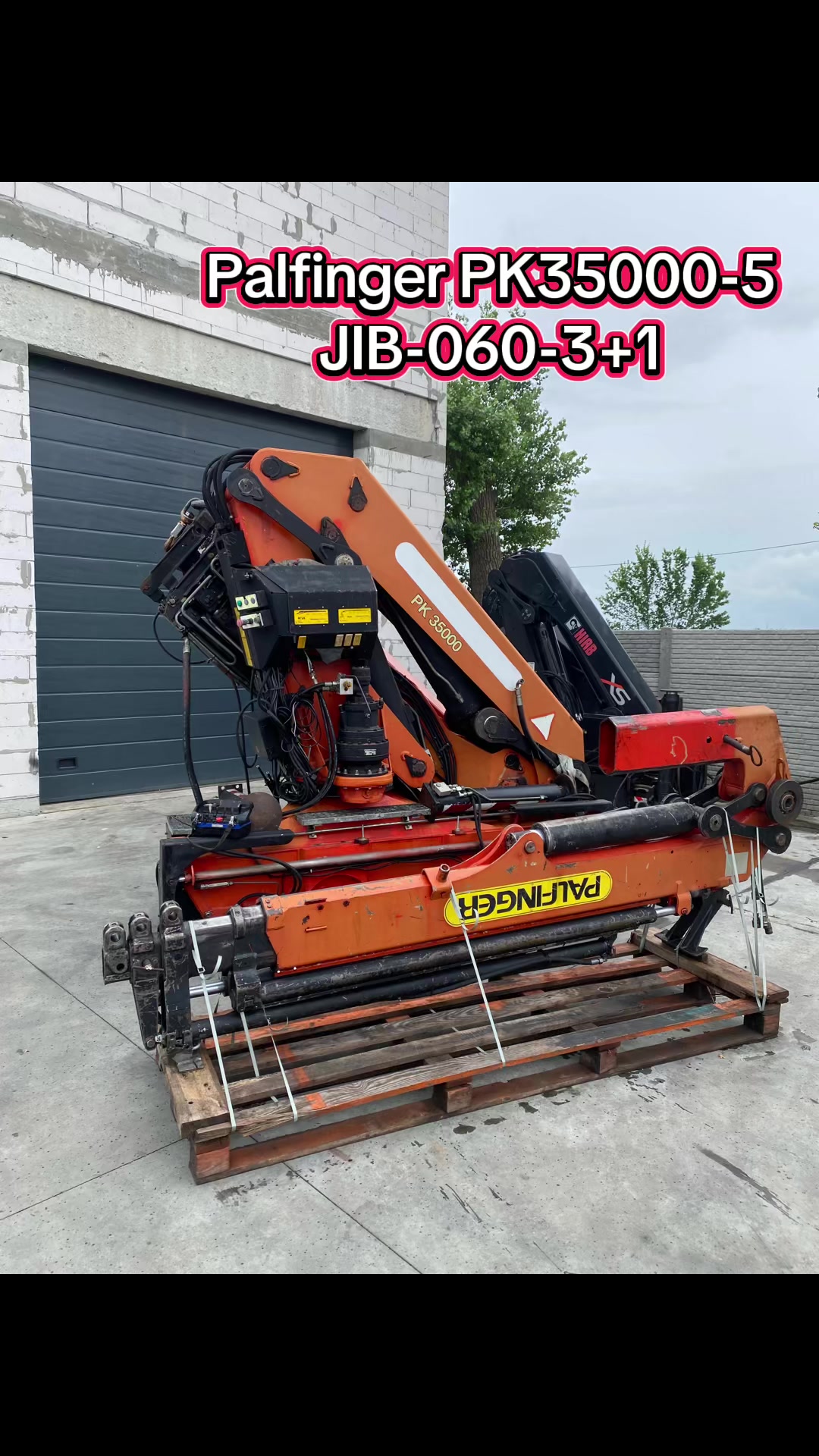 @Center_crane