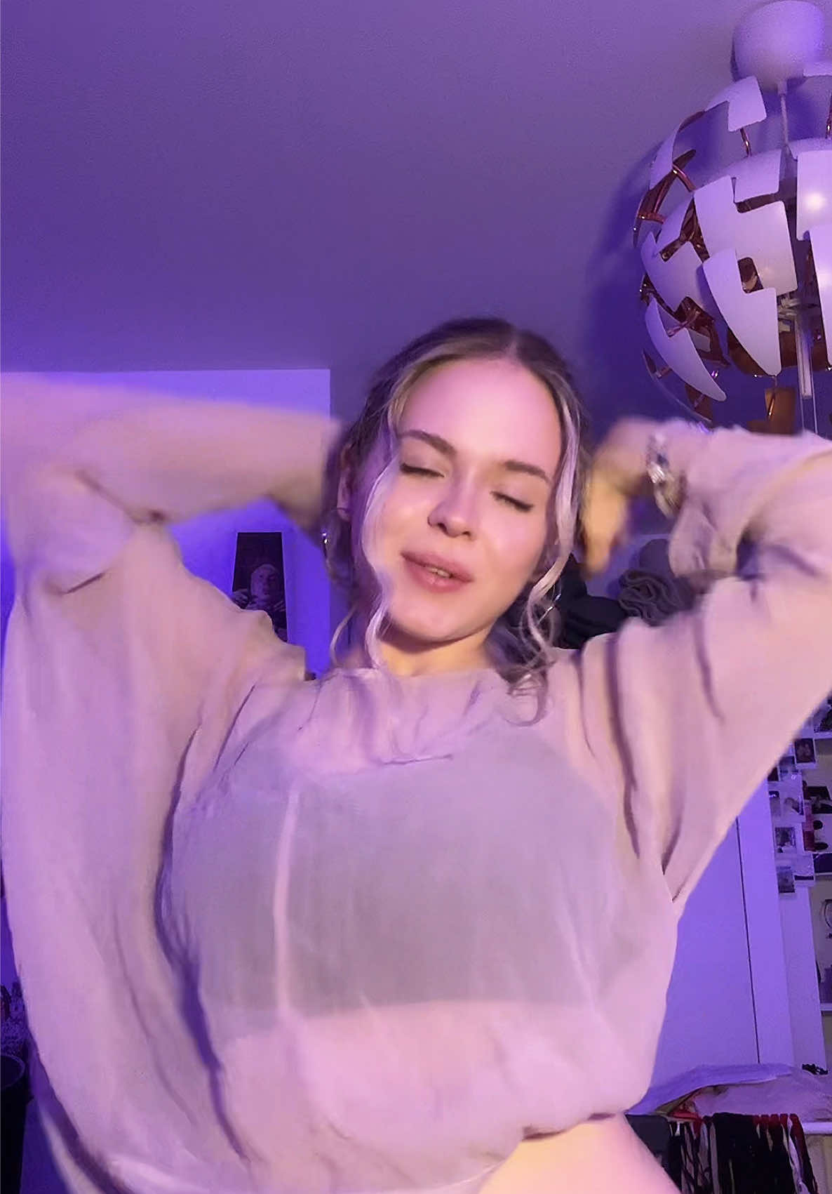 @poli.