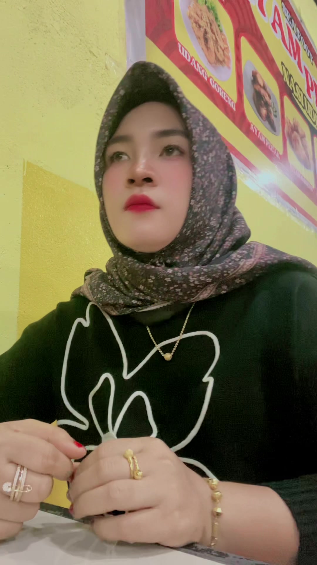 @Emy Mijar