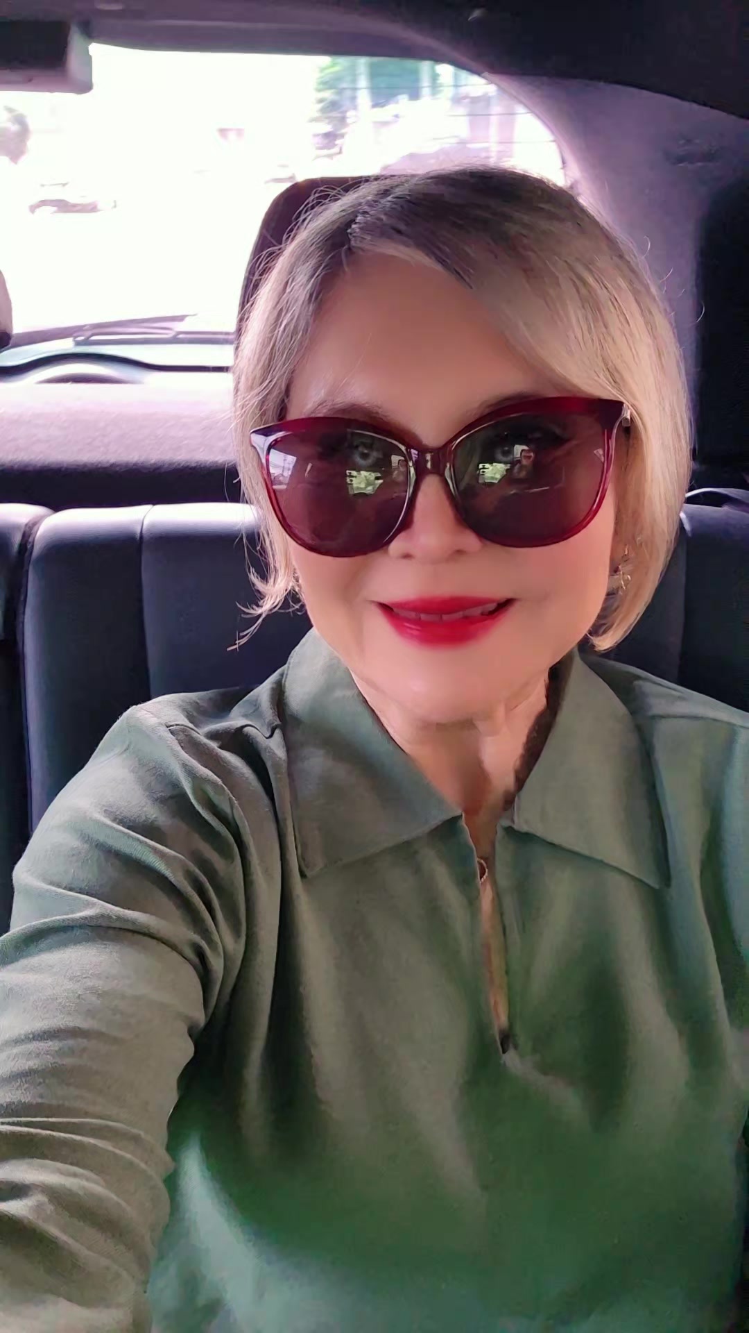 @Lena Ferreira