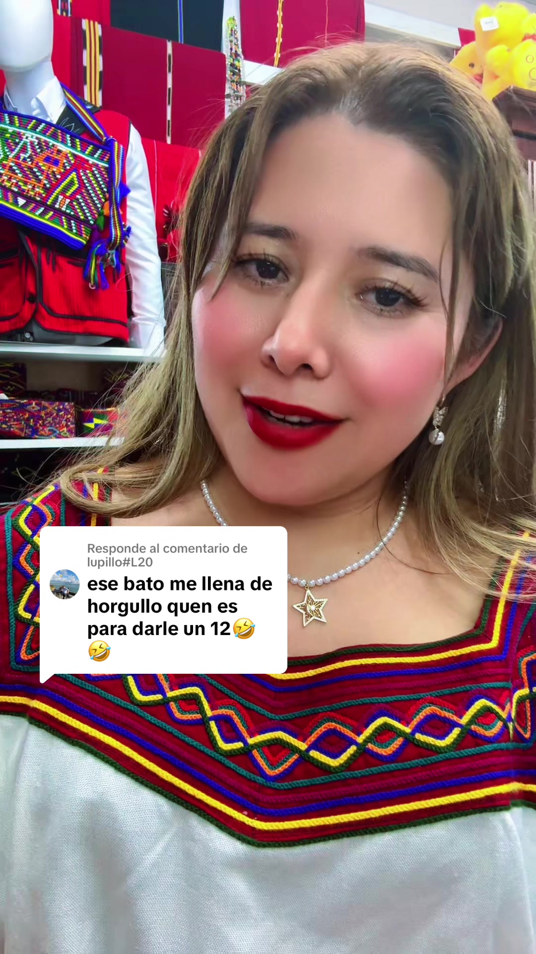 @Elena De León